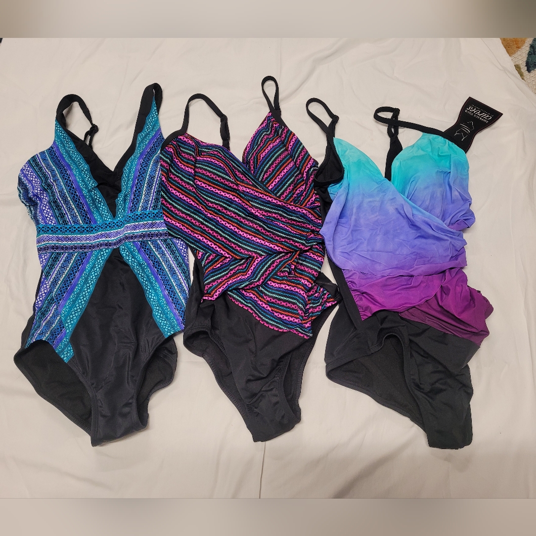 Nwt Embrace Curves By Miracle Brand Swimsuit